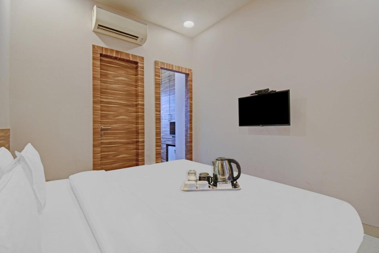 Super Townhouse Hotel All In One Near City Centre Salt Lake Salt Lake City Exterior foto