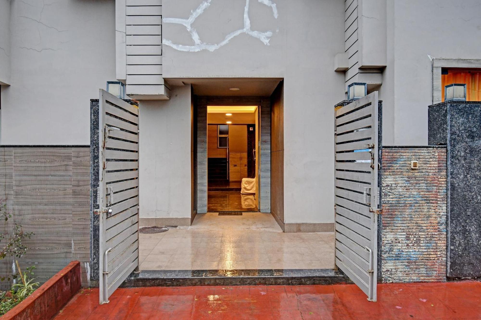 Super Townhouse Hotel All In One Near City Centre Salt Lake Salt Lake City Exterior foto